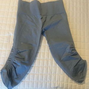 Lululemon In The Flow Crop leggings